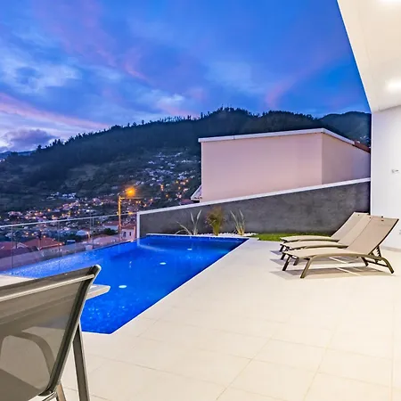 Plumeria Villa Arco da Calheta (Madeira)